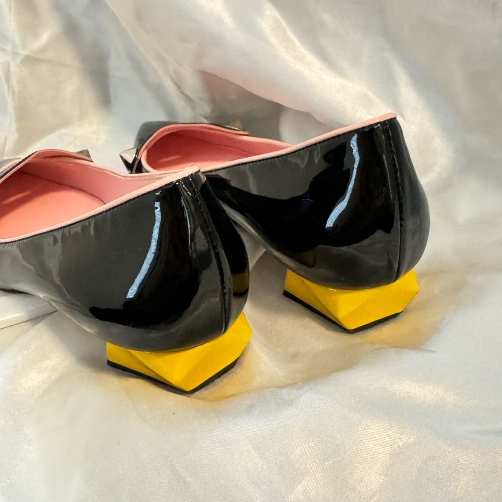 Fendi Black Patent Pumps - Picture 8 of 11